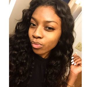 Meet your Posher, Nickiee